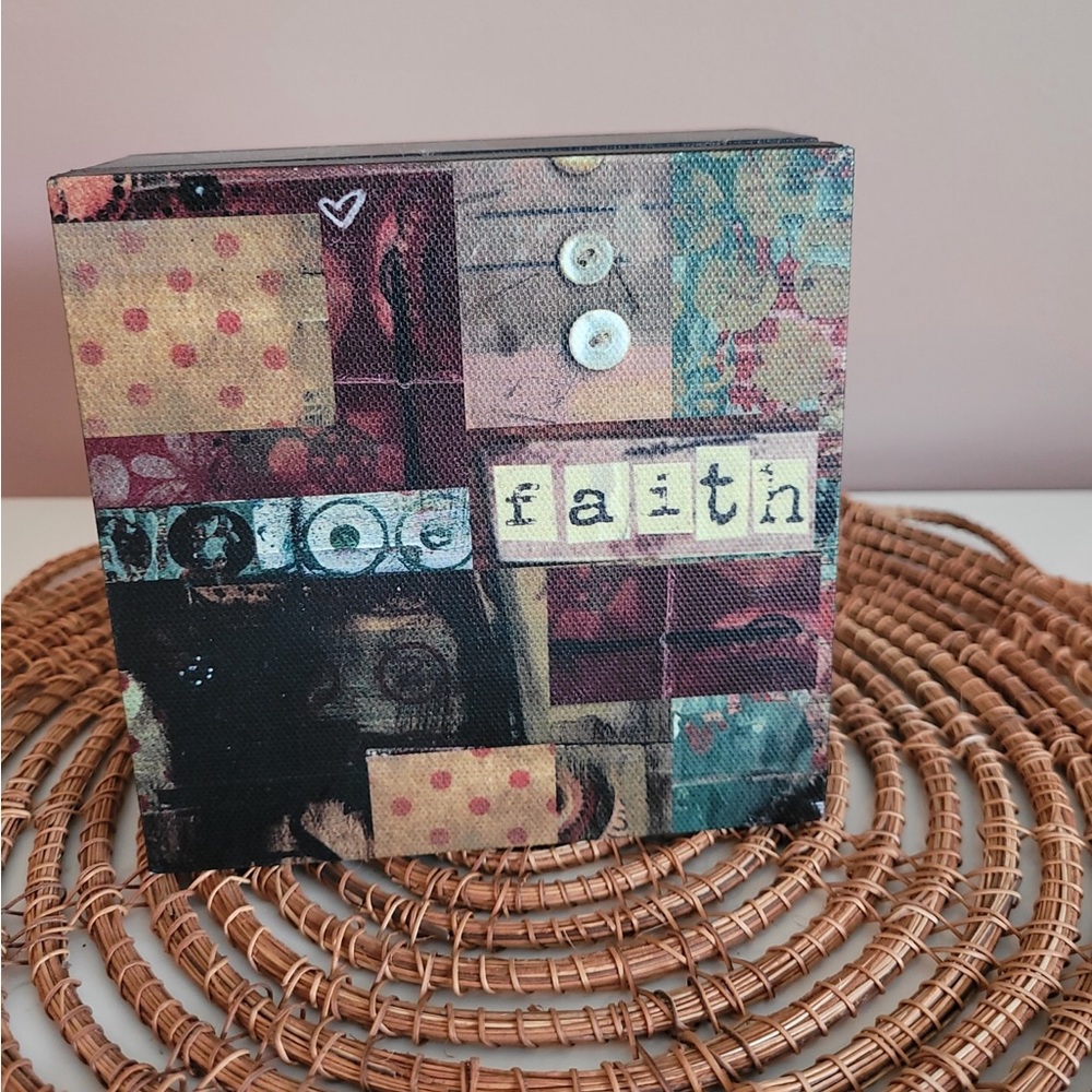 Kelly Rae Roberts Collection - Picture 2 of 4